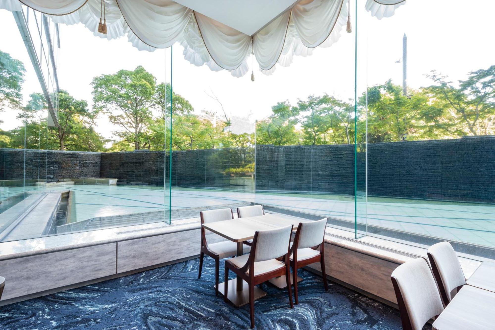 Hotel Springs Makuhari Premier Chiba Bagian luar foto