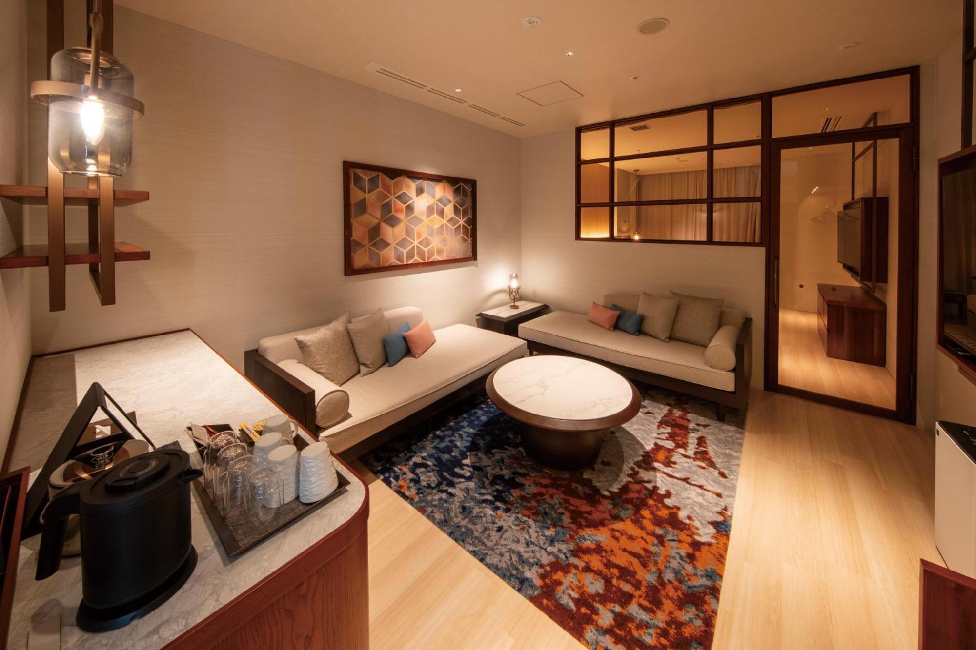Hotel Springs Makuhari Premier Chiba Bagian luar foto